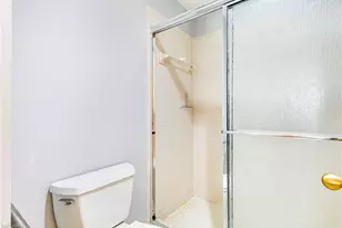 3655 Amberly Cir, Naples, FL 34112 - Photo 17