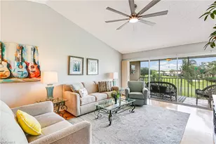 3655 Amberly Cir, Naples, FL 34112 - Photo 9