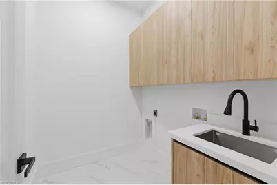 1031 SW 1st Ter, Cape Coral, FL 33991 - Photo 17