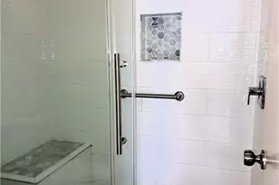 10525 Putnam Ct, Lehigh Acres, FL 33936 - Photo 17