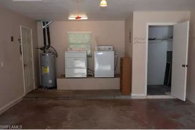 820 Tarpon St, Fort Myers, FL 33916 - Photo 11