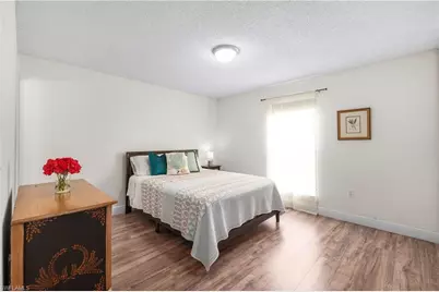 12620 Kenwood Ln #C, Fort Myers, FL 33907 - Photo 11