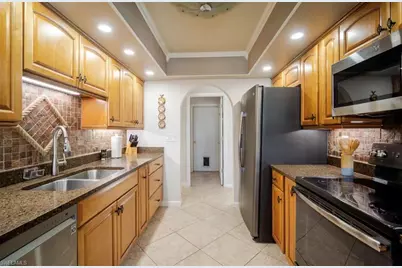 203 SE 43rd Ter, Cape Coral, FL 33904 - Photo 7