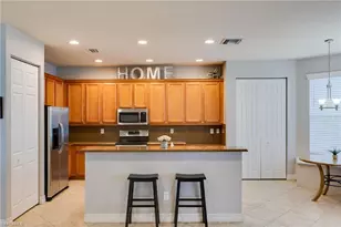 10519 Winged Elm Ln, Fort Myers, FL 33913 - Photo 7