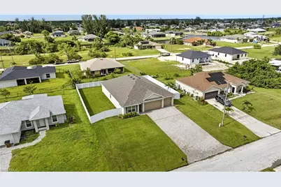 2465 NW 9th St, Cape Coral, FL 33993 - Photo 37