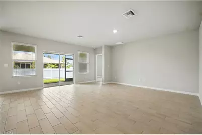 2465 NW 9th St, Cape Coral, FL 33993 - Photo 21