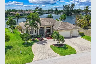 506 SE 24th St, Cape Coral, FL 33990 - Photo 1