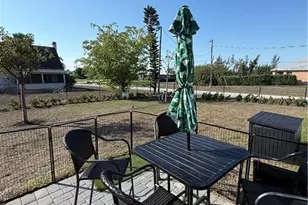 1926 NW 15th St, Cape Coral, FL 33993 - Photo 5