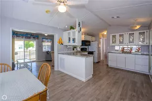 11089 Sunglow Ln, Fort Myers, FL 33908 - Photo 9