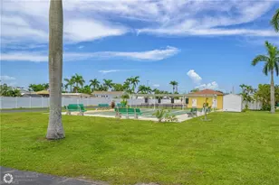 11089 Sunglow Ln, Fort Myers, FL 33908 - Photo 29