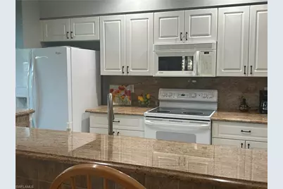 8076 Queen Palm Ln #412, Fort Myers, FL 33966 - Photo 5