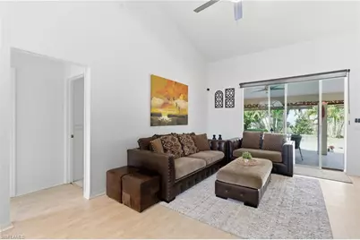 2118 Country Club Blvd, Cape Coral, FL 33990 - Photo 7