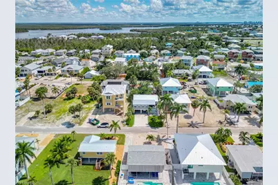 170 Pearl St, Fort Myers Beach, FL 33931 - Photo 11