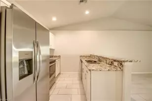 3814/3816 SW 15th Pl, Cape Coral, FL 33914 - Photo 7