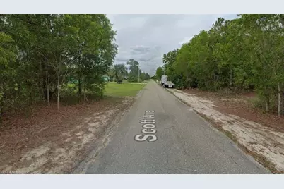 206 Scott Ave, Lehigh Acres, FL 33936 - Photo 5