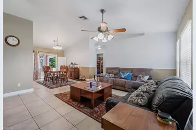 507 SE 8th Ter, Cape Coral, FL 33990 - Photo 5