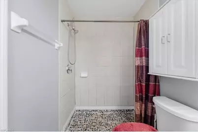 507 SE 8th Ter, Cape Coral, FL 33990 - Photo 17