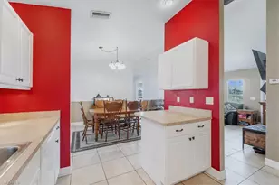 507 SE 8th Terrace, Cape Coral, FL 33990 - Photo 11