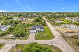 2815 Karen Ave N, Lehigh Acres, FL 33971 - Photo 3