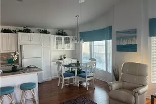 11061 Sunglow Ln, Fort Myers, FL 33908 - Photo 3