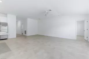 3911 Treasure Oak Wy, Fort Myers, FL 33905 - Photo 3