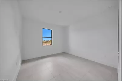 211 NE 15th Ter, Cape Coral, FL 33909 - Photo 23