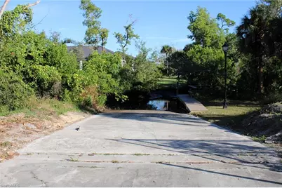 15851 Hampton View Ct, Fort Myers, FL 33908 - Photo 13