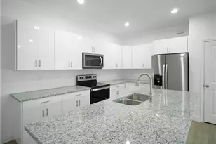 7020 Palpano Cir, Labelle, FL 33935 - Photo 9