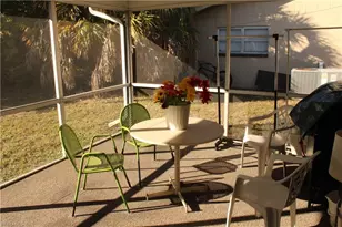 2616 SE 16th Pl, Cape Coral, FL 33904 - Photo 9