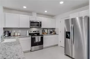 15050 Caspian Tern Ct, North Fort Myers, FL 33917 - Photo 7