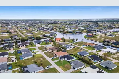 1237 NW 37th Ave, Cape Coral, FL 33993 - Photo 35