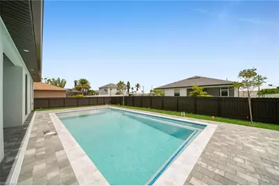 1237 NW 37th Ave, Cape Coral, FL 33993 - Photo 29