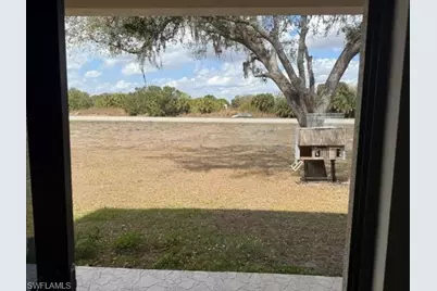 6013 Acorn Cir, Labelle, FL 33935 - Photo 3