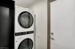 95 Schneider Dr, Fort Myers, FL 33905 - Photo 11