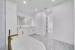 3237 NW 21st St, Cape Coral, FL 33993 - Photo 31