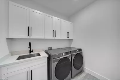 3237 NW 21st St, Cape Coral, FL 33993 - Photo 15