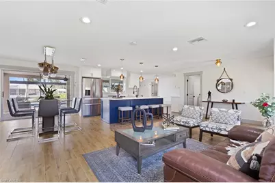 2232 SE 27th St, Cape Coral, FL 33904 - Photo 7