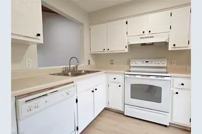 9311 Lennex Ln, Fort Myers, FL 33919 - Photo 9