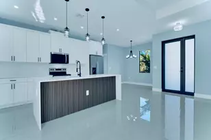 718 Bedford Point Ave, Lehigh Acres, FL 33974 - Photo 5