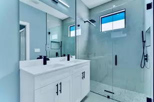 718 Bedford Point Ave, Lehigh Acres, FL 33974 - Photo 15