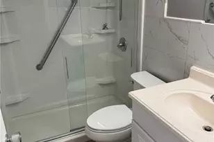 13151 Kings Point Dr, Fort Myers, FL 33919 - Photo 11