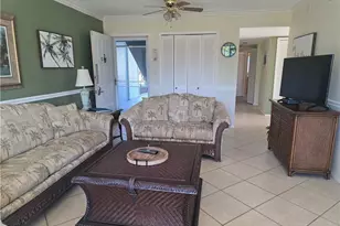 7105 Quail Run Ct W, Fort Myers, FL 33908 - Photo 5