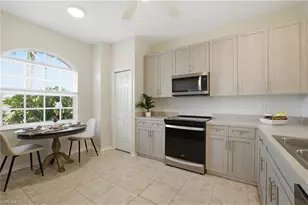 11334 Lakeland Cir, Fort Myers, FL 33913 - Photo 17