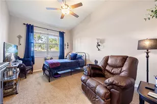 7900 Lake Sawgrass Loop, Fort Myers, FL 33907 - Photo 17