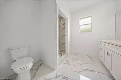 605 SE 23rd Ave, Cape Coral, FL 33990 - Photo 15