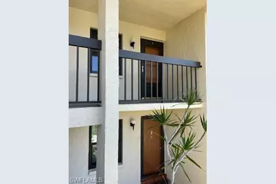 9270 Lake Park Dr #204, Fort Myers, FL 33919 - Photo 3