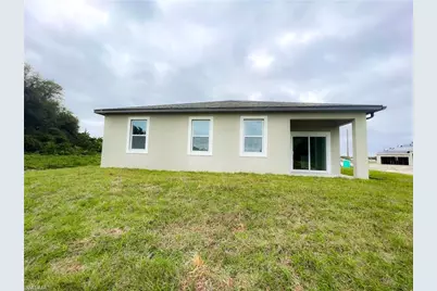 7012 Jolly Cir, Labelle, FL 33935 - Photo 11