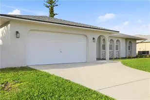 221 SW 13th Terrace, Cape Coral, FL 33991 - Photo 5