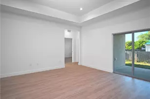 8002 Sherwood Cir, Labelle, FL 33935 - Photo 7