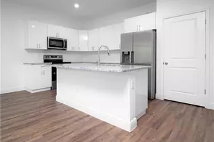 3027 NE Beechwood Cir, Labelle, FL 33935 - Photo 7